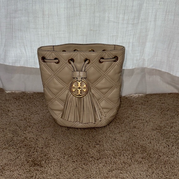 Tory Burch Fleming Soft Mini Bucket Bag - Picture 2 of 7